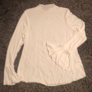 3/$15-Cream bell sleeve top
